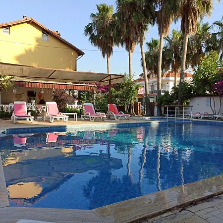 Aparthotel Isil 2*