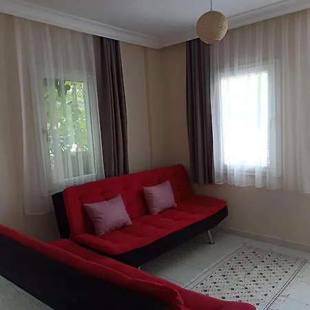 Isil Aparthotel 2*