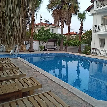 Isil Aparthotel